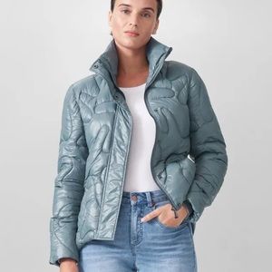 Universal Standard Josie Short Puffer Coat small